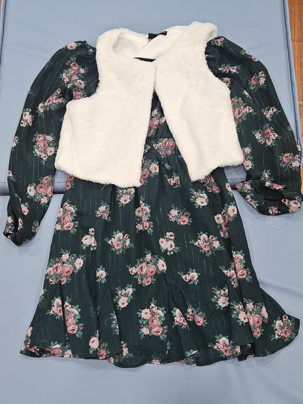Three Hearts Green Floral Dress with White Faux Fur Vest